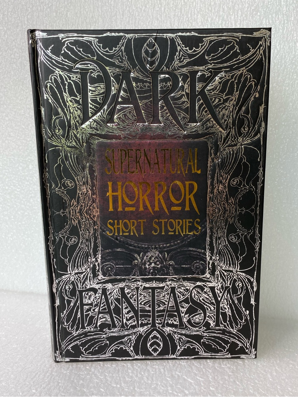 Supernatural Horror Short Stories (Gothic
Fantasy) Foreword By Roger Luckhurst